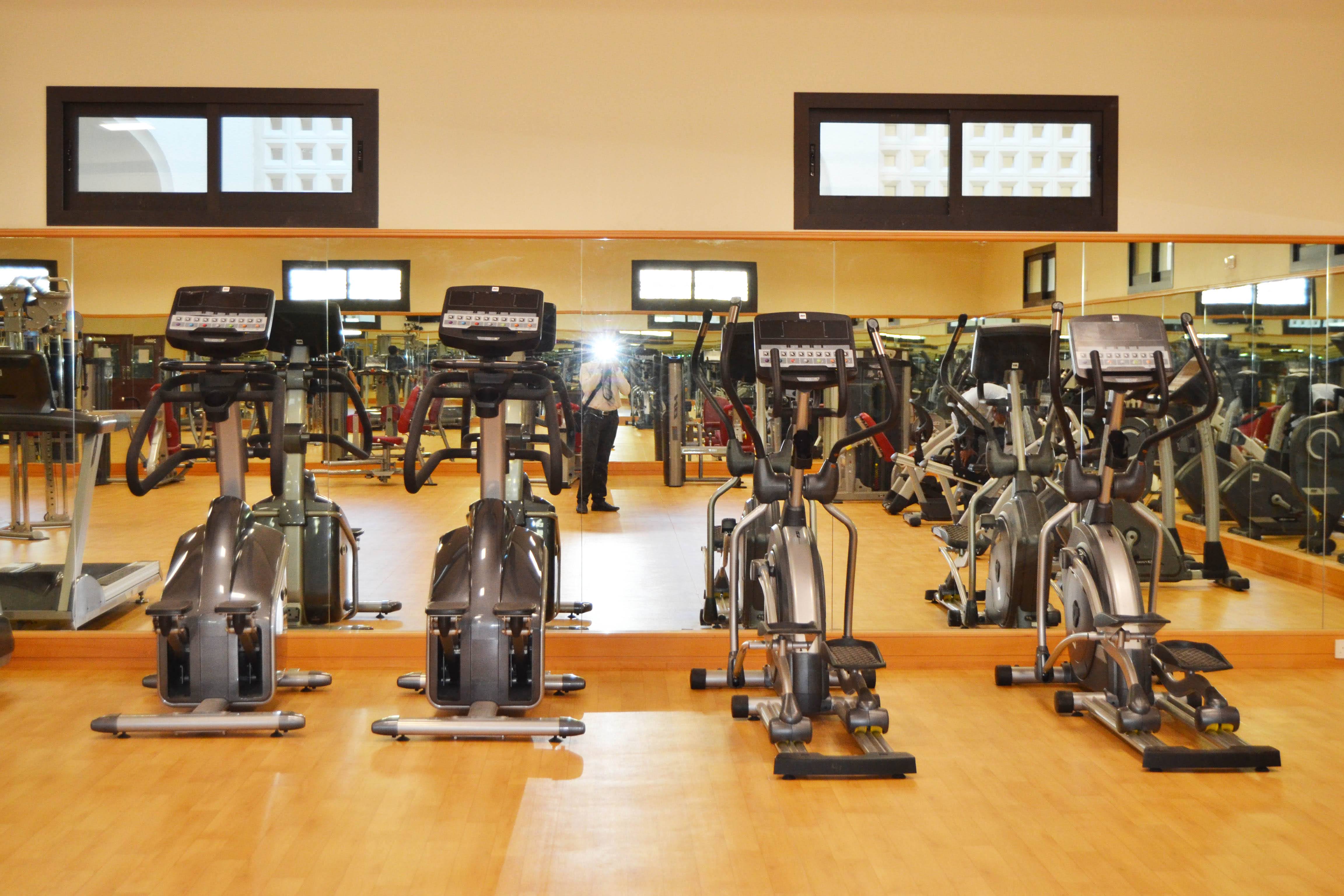 ROP GYM 4 cardio cycle machines